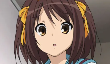 Haruhi Suzumiya avec son ruban jaune, un personnage emblématique de l'anime