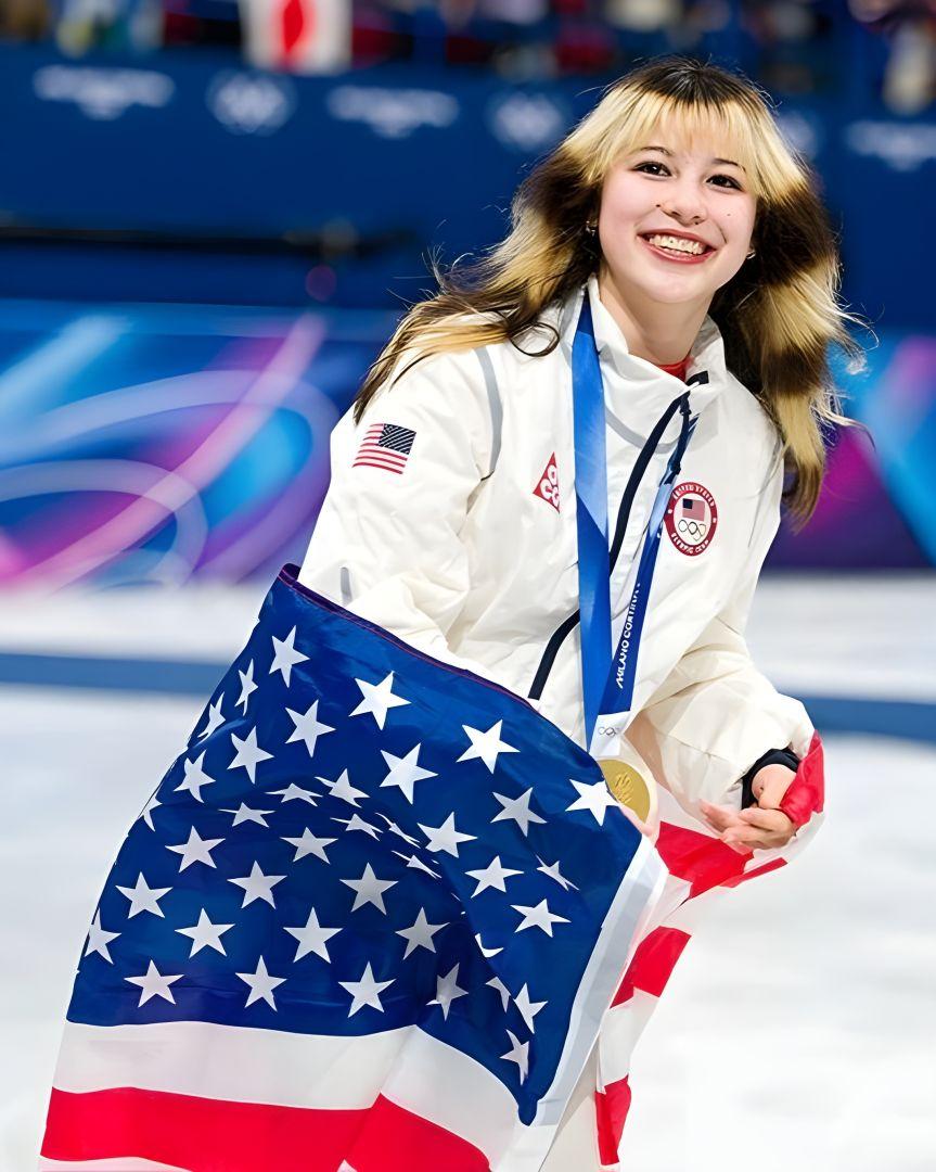 Illustration du personnage Madoka Kaname de Puella Magi Madoka Magica, dont Alysa Liu souhaite porter la robe pour ses futures routines de patinage artistique.