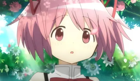 Affiche du film Madoka Magica: Walpurgisnacht Rising annonçant sa sortie en août